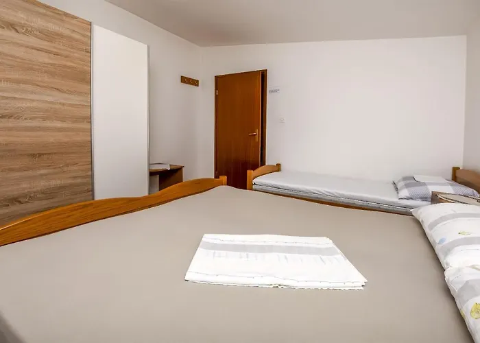 Kucinic Rogoznica (Sibenik-Knin)