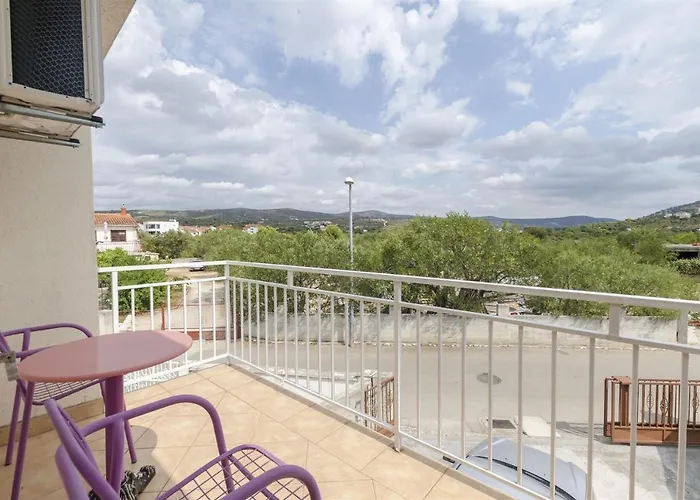 Kucinic * Rogoznica (Sibenik-Knin)